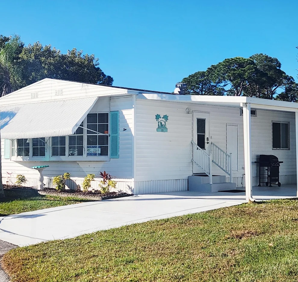 Unit for sale at 10 SE La Mesa, Port St Lucie, FL 34952