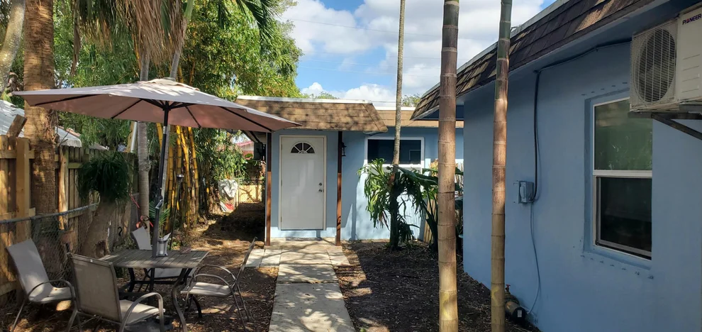 Unit for sale at 4109 SW 23rd Street, Fort Lauderdale, FL 33317