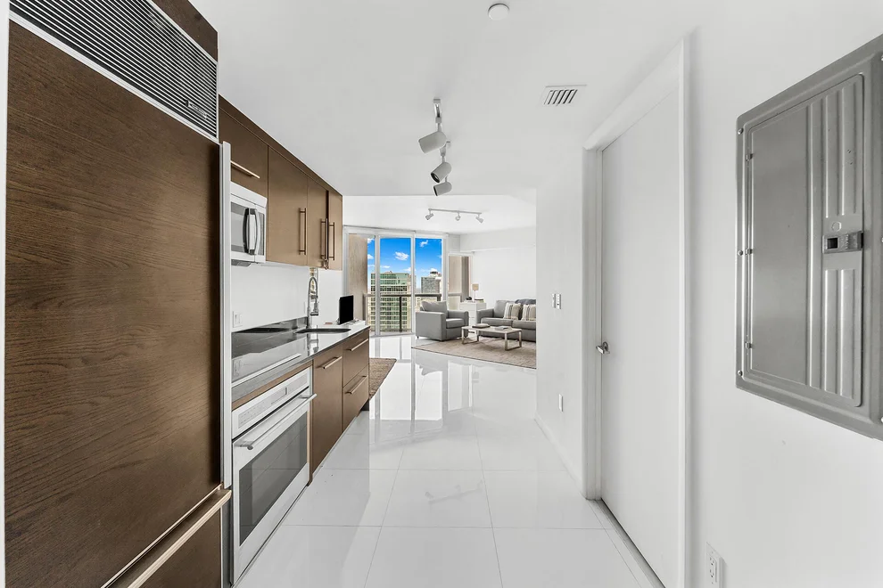 Unit for sale at 475 Brickell Avenue, Miami, FL 33131