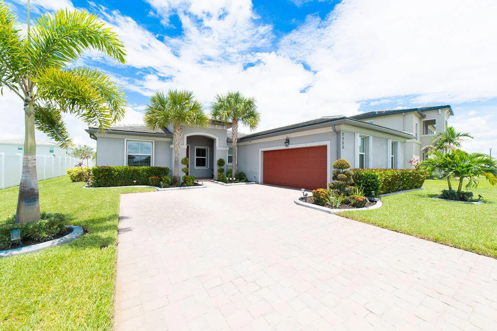 Unit for sale at 7500 NW Farnsworth Circle, Port St Lucie, FL 34987