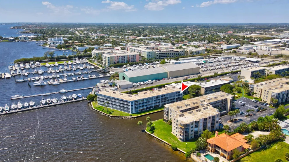 Unit for sale at 100 Waterway Drive S, Lantana, FL 33462