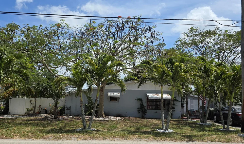 Unit for sale at 4358 Palm Avenue, West Palm Beach, FL 33406
