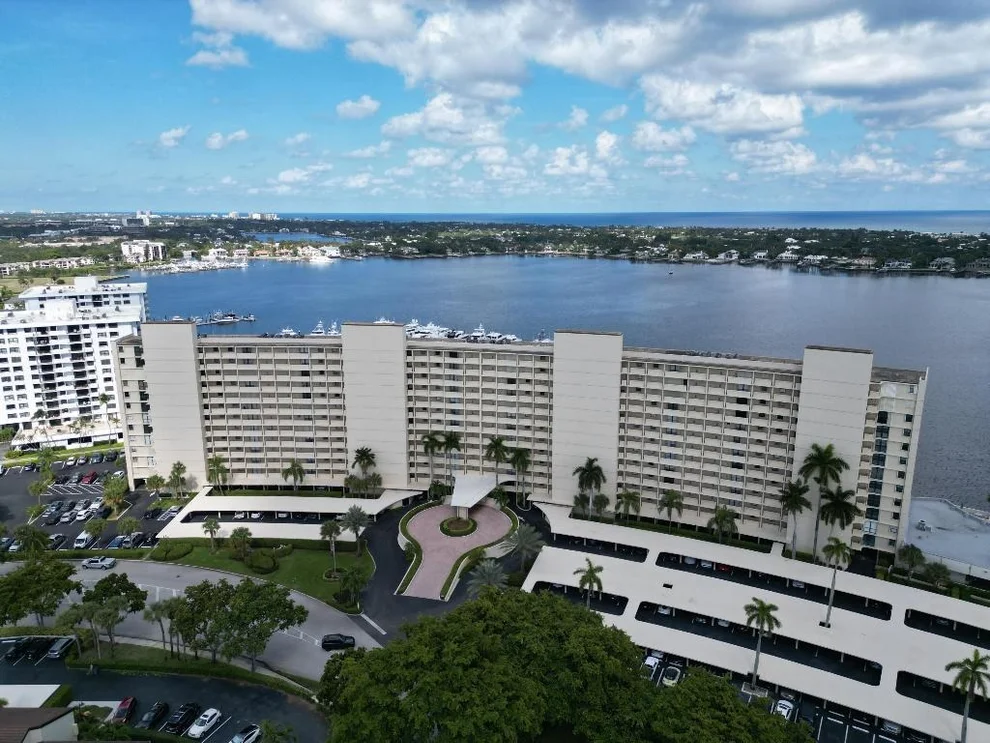 Unit for sale at 132 Lakeshore Drive, North Palm Beach, FL 33408