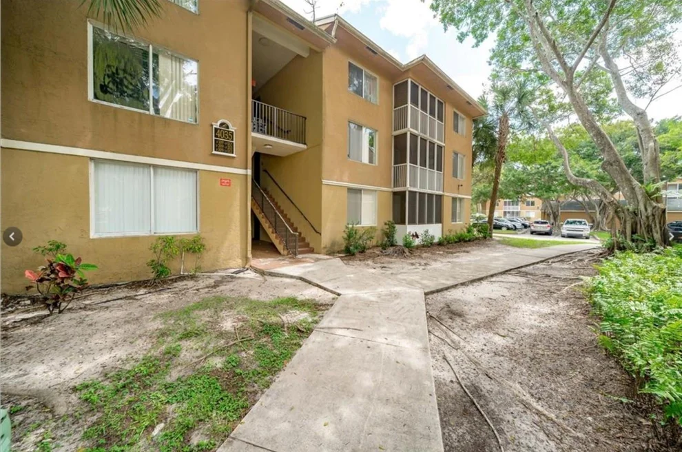 Unit for sale at 4035 W McNab Road, Pompano Beach, FL 33069