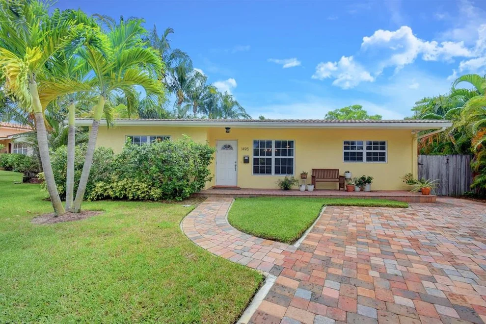 Unit for sale at 1495 NE 4th Avenue, Boca Raton, FL 33432