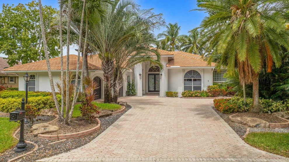Unit for sale at 6001 NW 97th Drive, Parkland, FL 33076