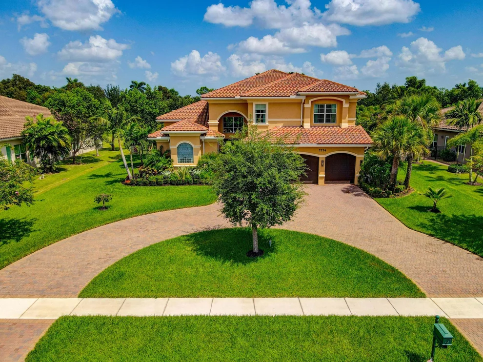 Unit for sale at 7774 Arbor Crest Way, Palm Beach Gardens, FL 33412