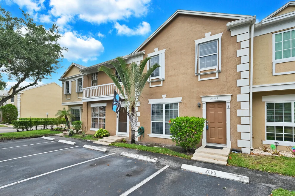 Unit for sale at 2889 S Edgehill Lane, Cooper City, FL 33026
