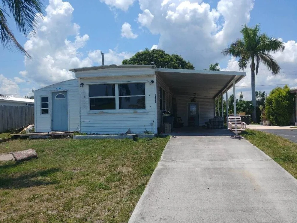 Unit for sale at 8450 SE Eagle Avenue, Hobe Sound, FL 33455