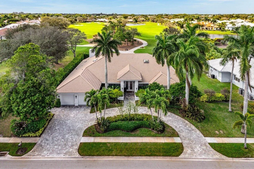 Unit for sale at 4693 Bocaire Boulevard, Boca Raton, FL 33487