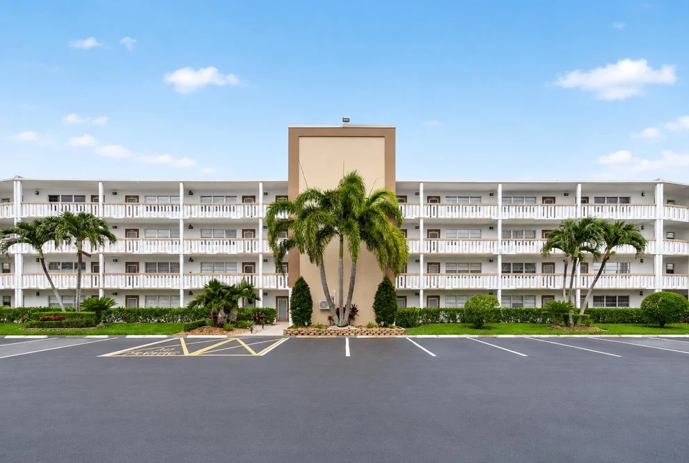 Unit for sale at 3008 Cornwall A, Boca Raton, FL 33434