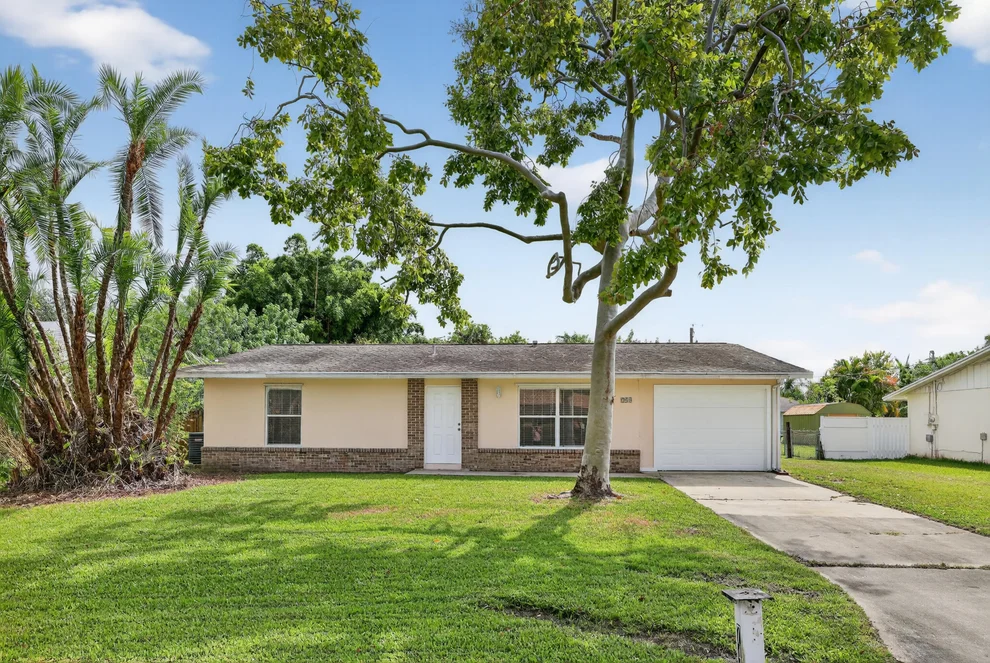 Unit for sale at 749 SW Broadview Street, Port St Lucie, FL 34983