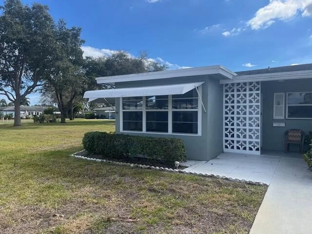 Unit for sale at 910 S South Drive, Delray Beach, FL 33445