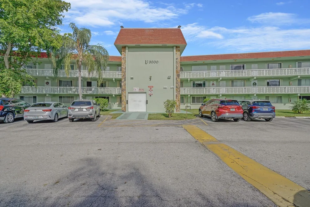 Unit for sale at 3000 Springdale Boulevard, Palm Springs, FL 33461
