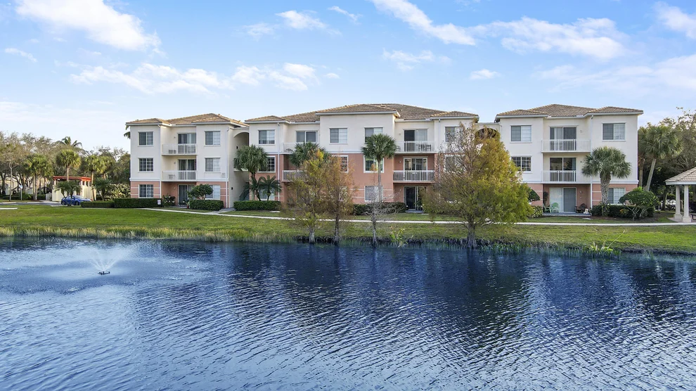 Unit for sale at 10103 Myrtlewood Circle W, Palm Beach Gardens, FL 33418