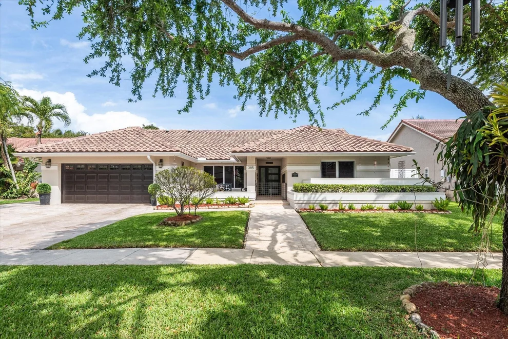 Unit for sale at 385 NW 164th Avenue, Pembroke Pines, FL 33028