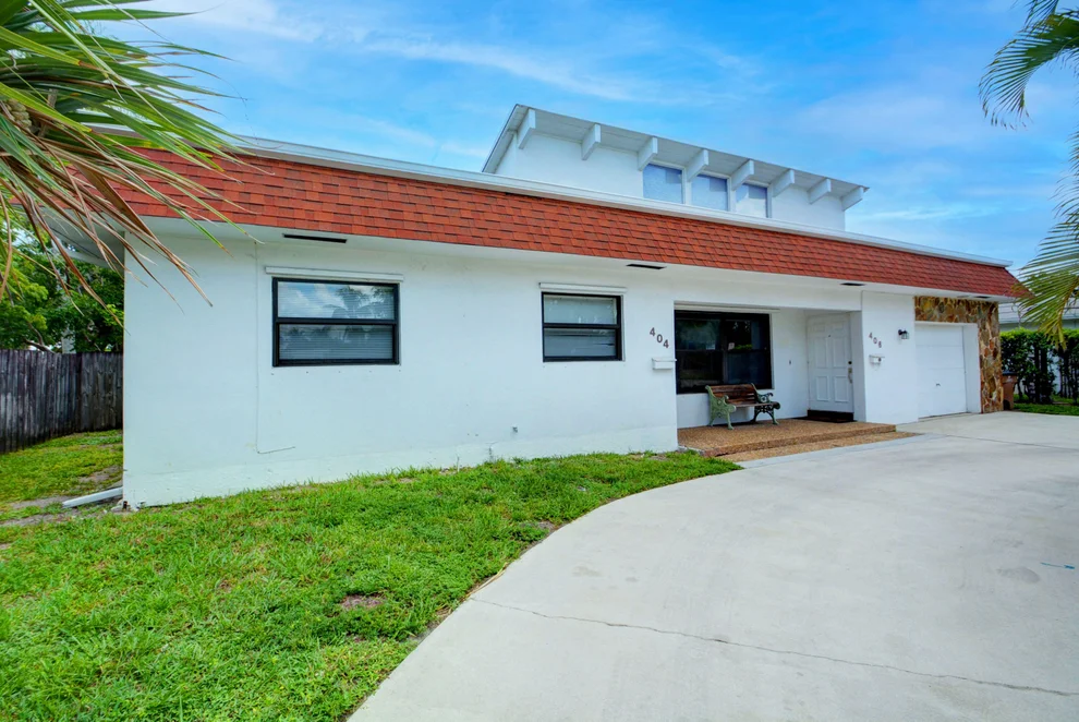 Unit for sale at 404 SE 6th Avenue, Deerfield Beach, FL 33441