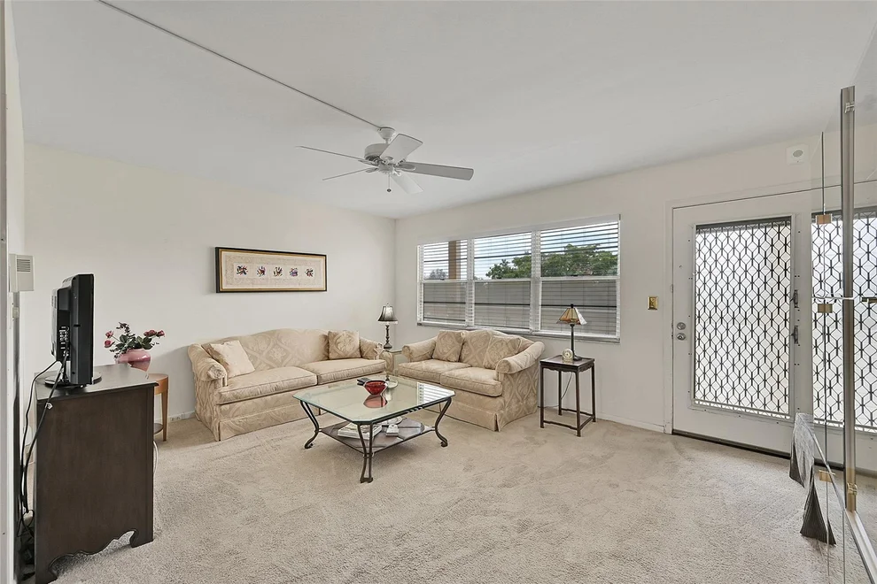 Unit for sale at 2801 Victoria Way, Coconut Creek, FL 33066