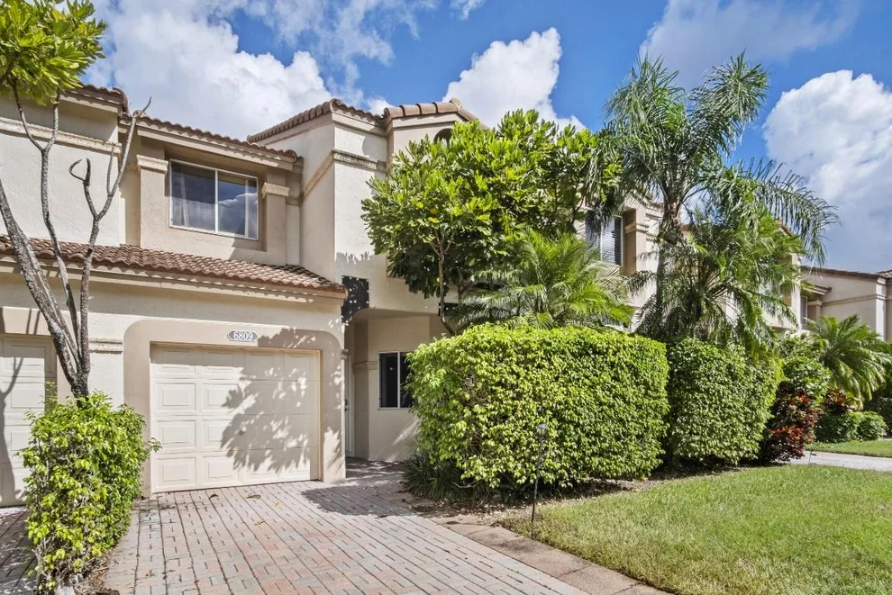 Unit for sale at 6809 Via Regina, Boca Raton, FL 33433