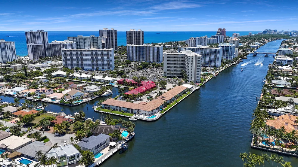 Unit for sale at 3300 NE 36th Street, Fort Lauderdale, FL 33308
