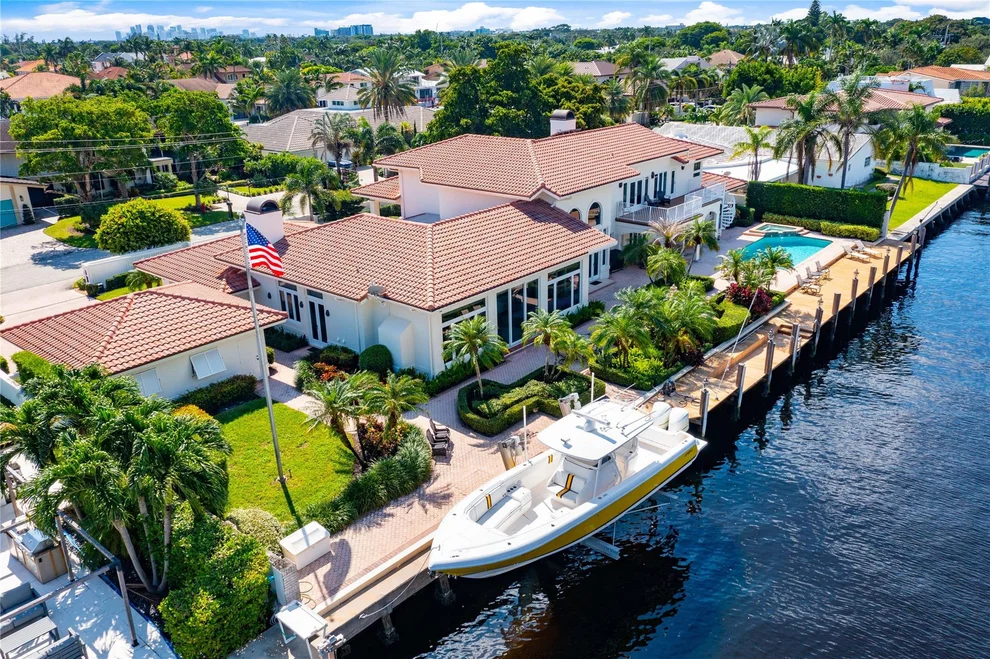 Unit for sale at 3061 NE 44th Street, Fort Lauderdale, FL 33308