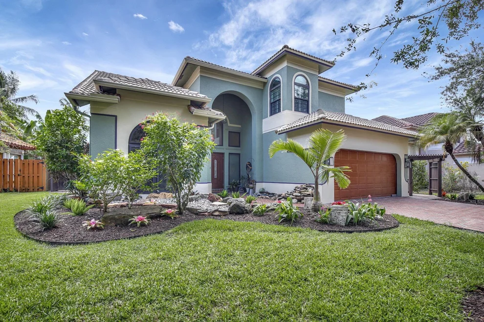 Unit for sale at 2583 Baccarat Drive, Cooper City, FL 33026