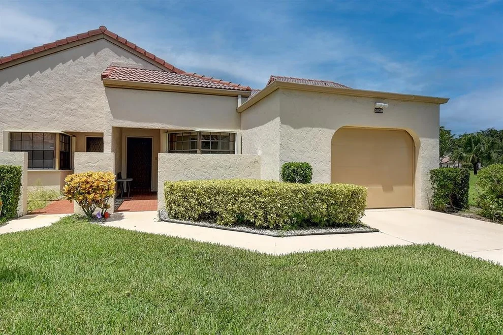 Unit for sale at 5830 Parkwalk Circle W, Boynton Beach, FL 33472