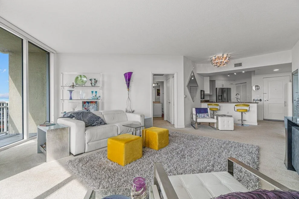 Unit for sale at 350 N Federal Highway, Boynton Beach, FL 33435