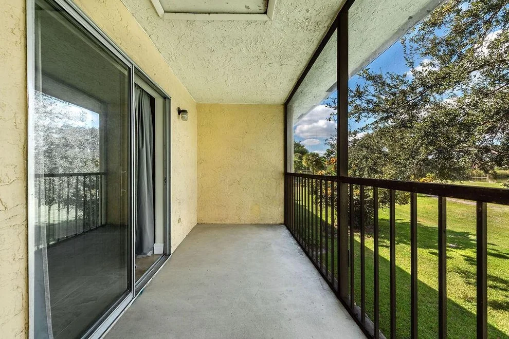 Unit for sale at 1529 Meadows Circle W, Boynton Beach, FL 33436