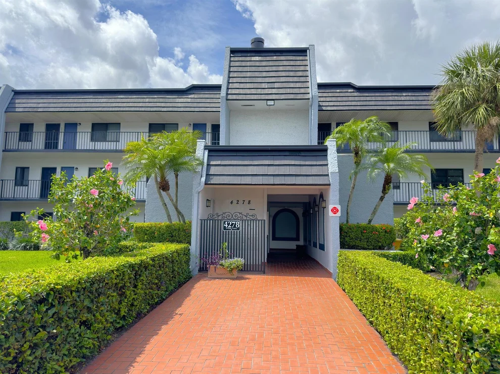 Unit for sale at 4278 Deste Court, Lake Worth, FL 33467