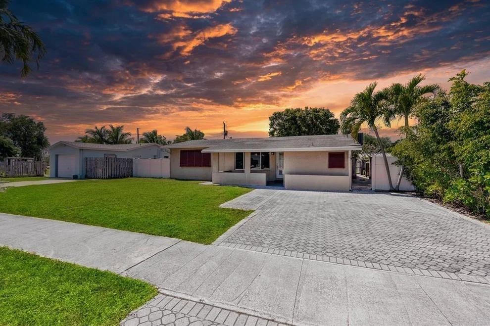 Unit for sale at 271 SE 8th Avenue, Deerfield Beach, FL 33441