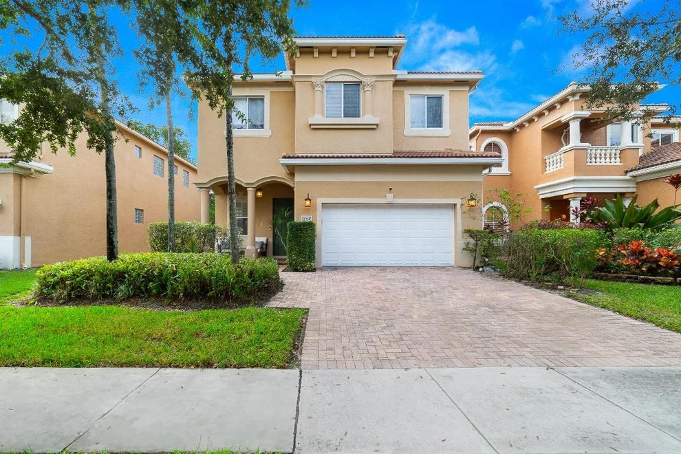 Unit for sale at 254 Gazetta Way, West Palm Beach, FL 33413