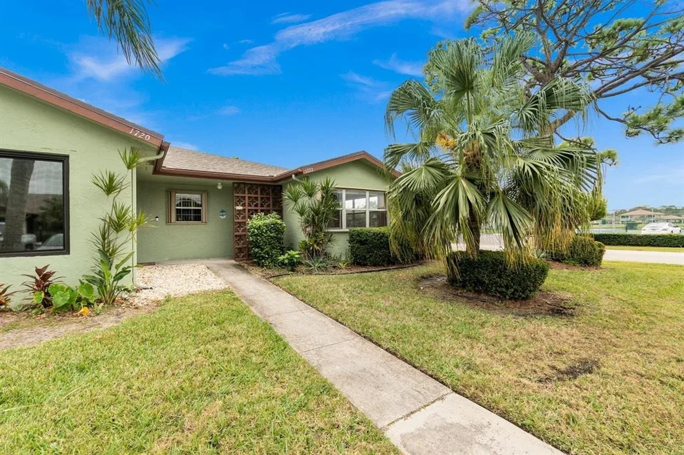 Unit for sale at 1722 Lakefront Boulevard, Fort Pierce, FL 34982