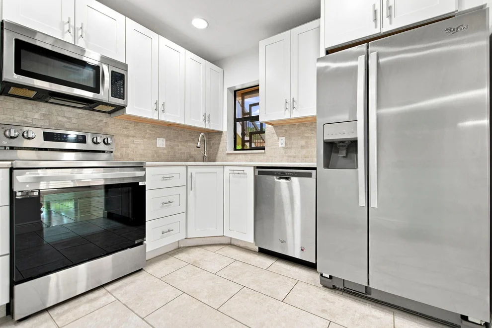 Unit for sale at 2662 Carambola Circle N, Coconut Creek, FL 33066