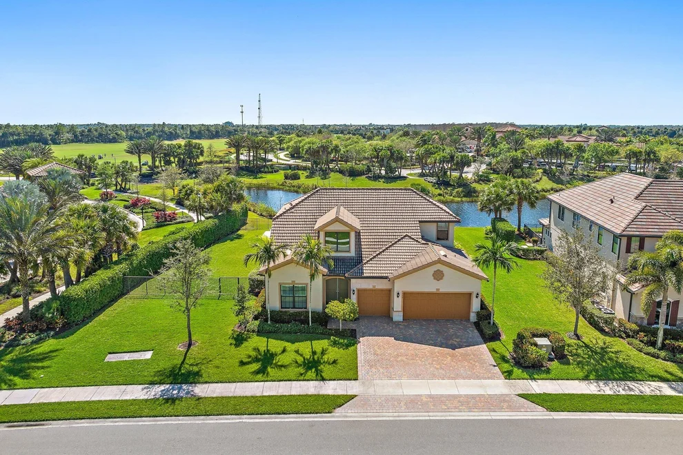 Unit for sale at 540 Sonoma Isles Circle, Jupiter, FL 33478