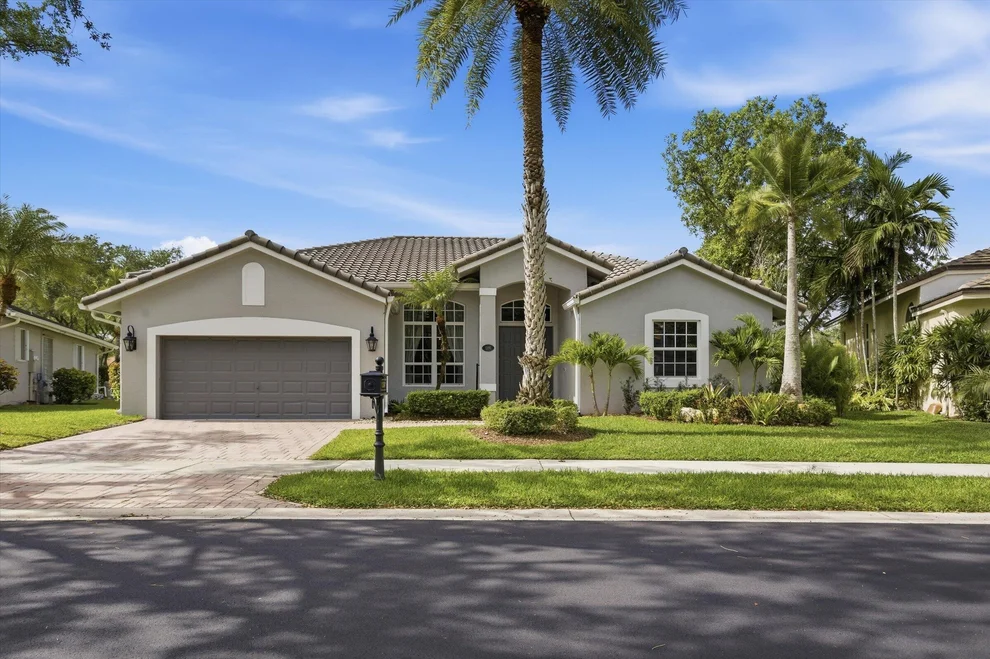 Unit for sale at 1290 Ginger Circle, Weston, FL 33326