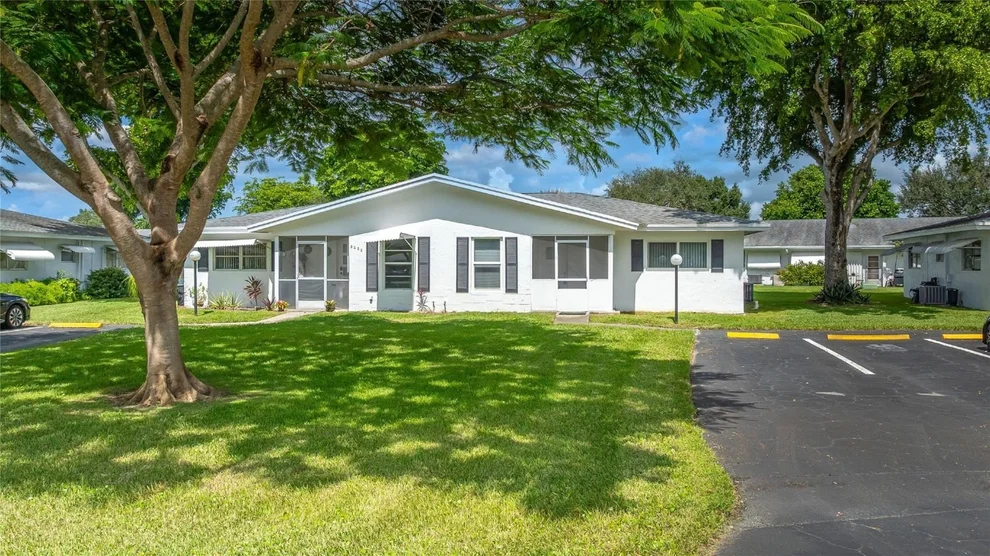 Unit for sale at 8551 NW 11th Street, Plantation, FL 33322