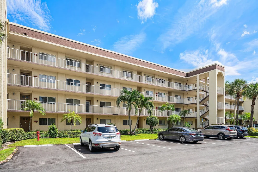 Unit for sale at 4735 LUCERNE LAKES Boulevard E, Lake Worth, FL 33467