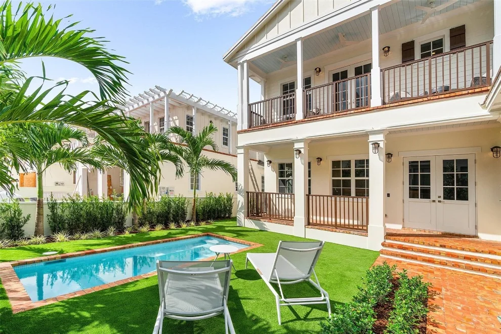 Unit for sale at 136 SE 1 Avenue, Delray Beach, FL 33444