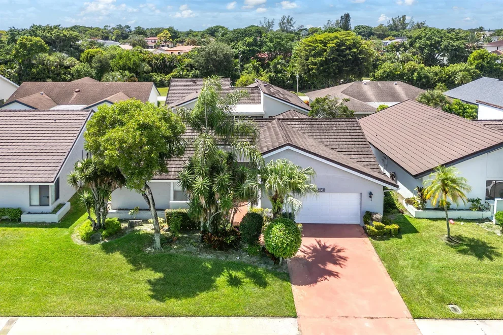 Unit for sale at 7718 San Mateo Drive E, Boca Raton, FL 33433