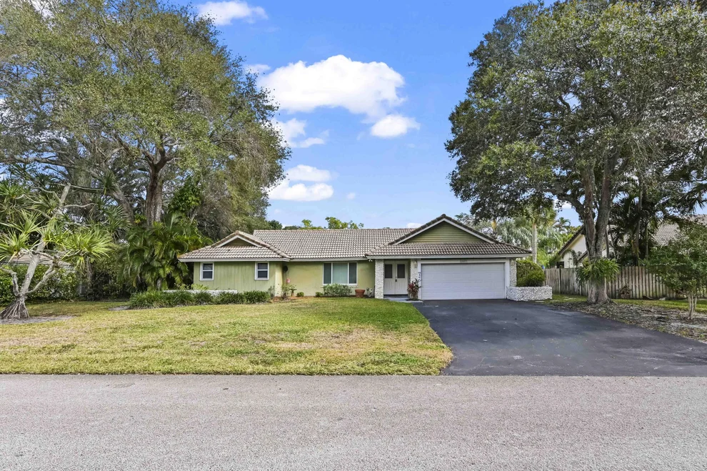 Unit for sale at 2009 SW 36th Avenue, Delray Beach, FL 33445