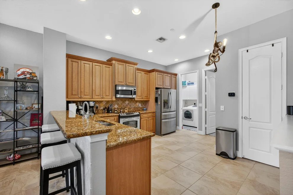 Unit for sale at 4710 Artesa Way E, Palm Beach Gardens, FL 33418