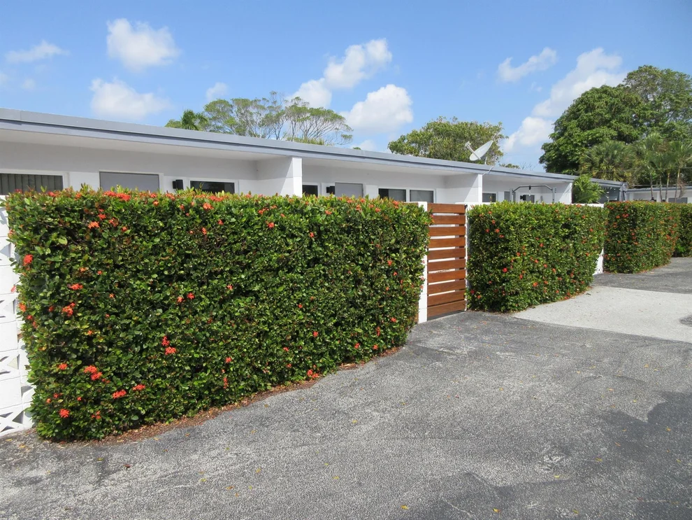 Unit for sale at 1230 18th Avenue N, Lake Worth Beach, FL 33460