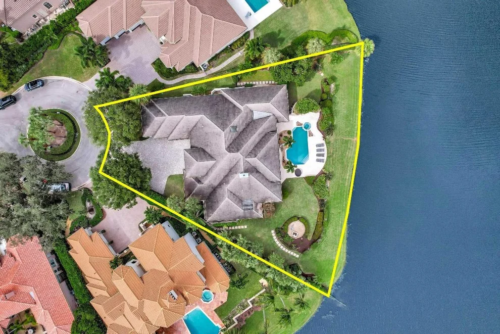 Unit for sale at 266 Locha Drive, Jupiter, FL 33458