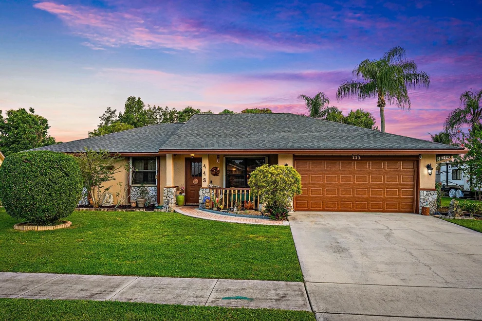 Unit for sale at 113 Cordoba Circle, Royal Palm Beach, FL 33411