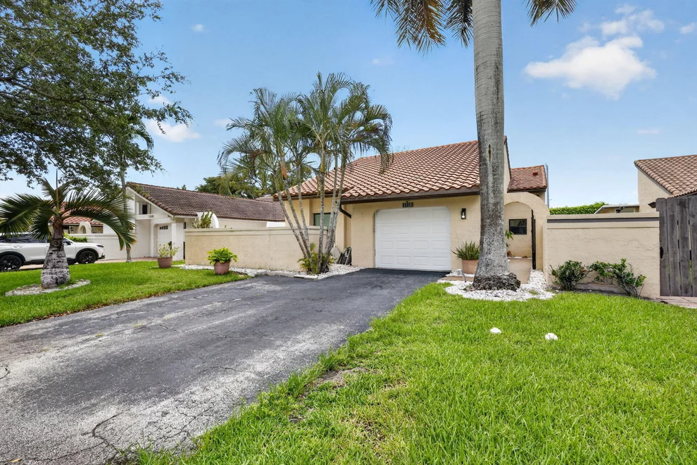 Unit for sale at 1230 NW 22nd Avenue, Delray Beach, FL 33445