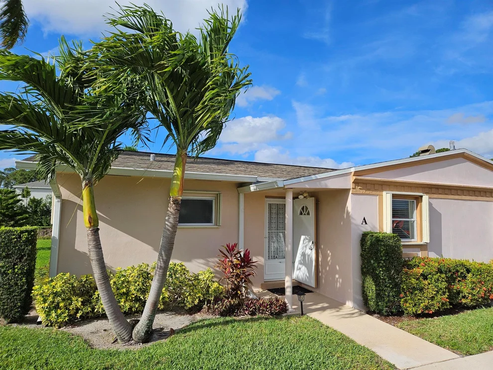 Unit for sale at 2520 Dudley Drive E, West Palm Beach, FL 33415