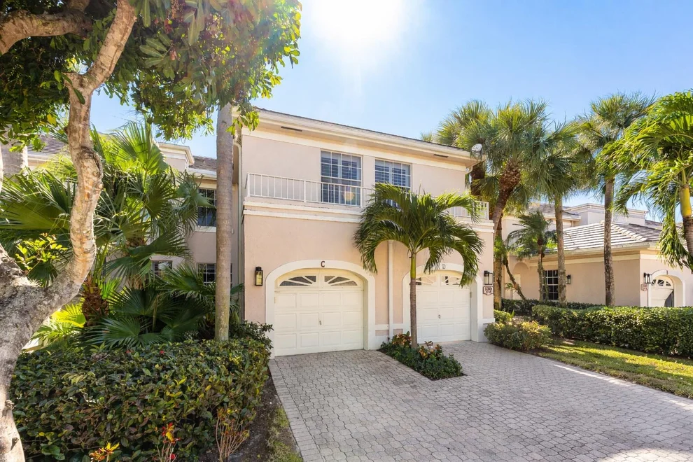 Unit for sale at 5160 Lake Catalina Drive, Boca Raton, FL 33496