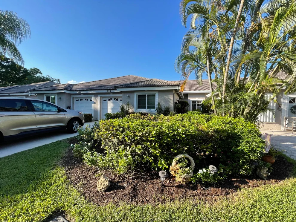 Unit for sale at 219 N Lakeshore Drive, Hypoluxo, FL 33462