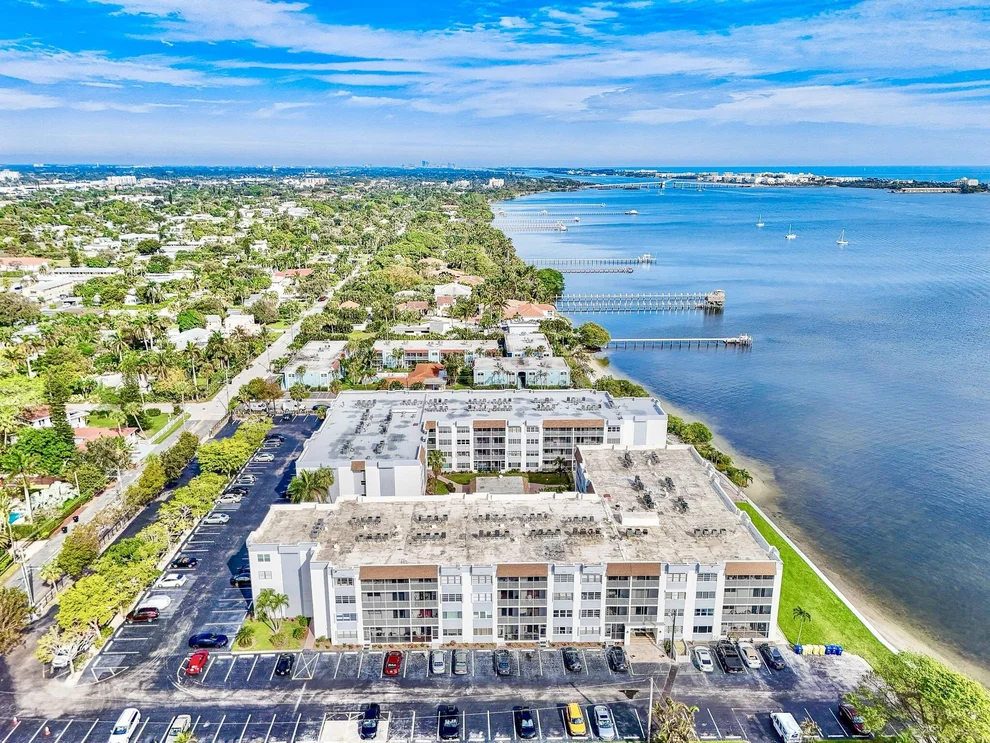 Unit for sale at 1516 S Lakeside Drive, Lake Worth Beach, FL 33460